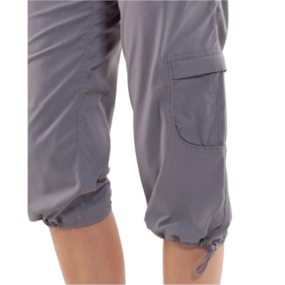 Lululemon Yoga Camp Crop Cargo Pants Fossil Gray Women’s Size 4 - Picture 4 of 16